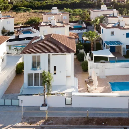 Pernera Gardens ヴィラ