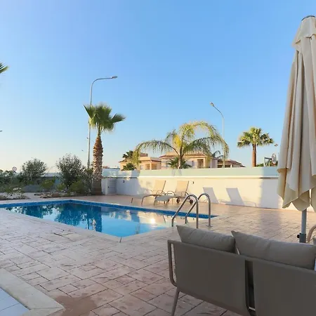 Pernera Gardens Villa *