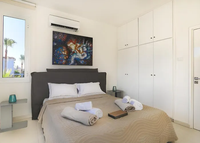 Pernera Gardens Βίλα