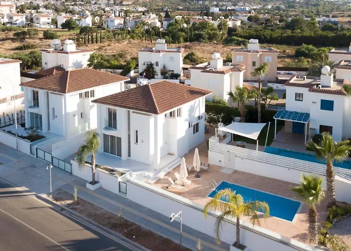 Villa Pernera Gardens *